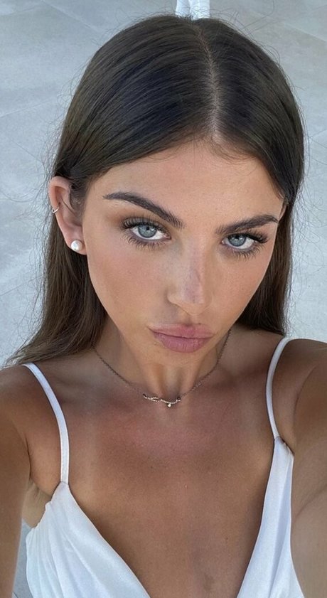 Becksyxo naked on onlyfans