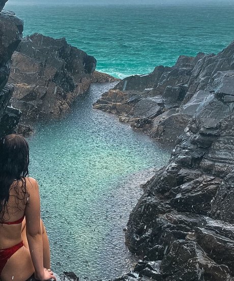 Strawbitty fans only