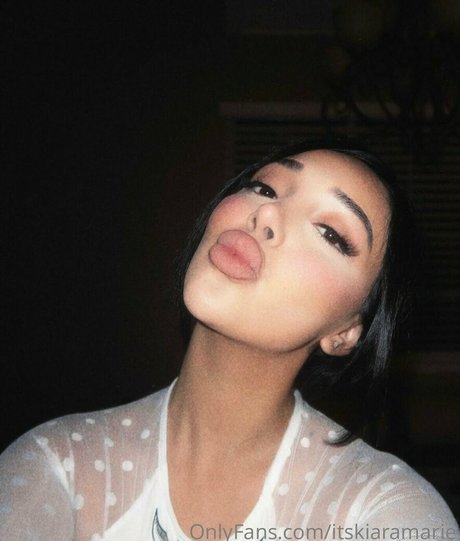 itskiaramarie onlyfans pics