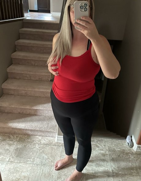 MissesP onlyfans sextape