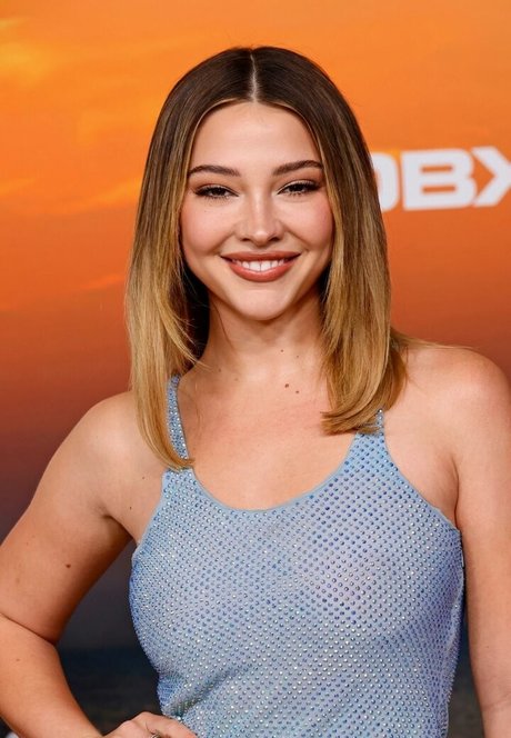 Madelyn Cline naked onlyfans pics