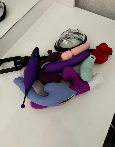 gym shower onlyfans hd render