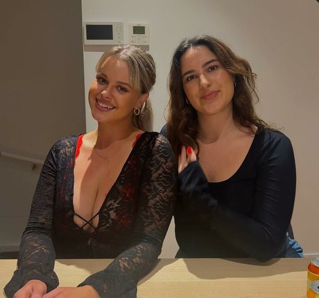 Jasmine Ramage onlyfans tits