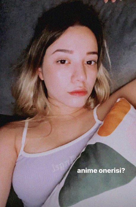 creampie teen onlyfans beautiful self-portrait