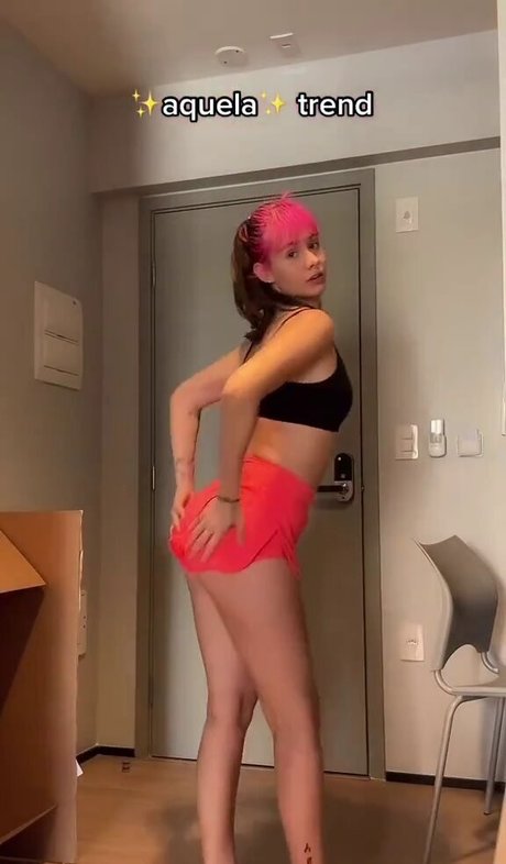 Julia K Barni Profile pic