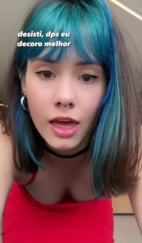 Julia K Barni onlyfans leaks