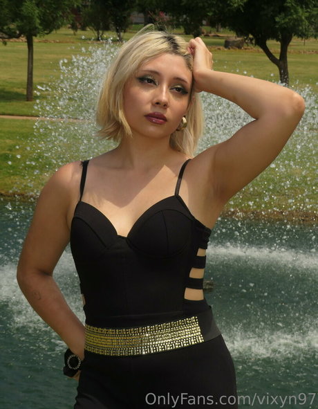 vixyn97 onlyfans leaked dirtyship