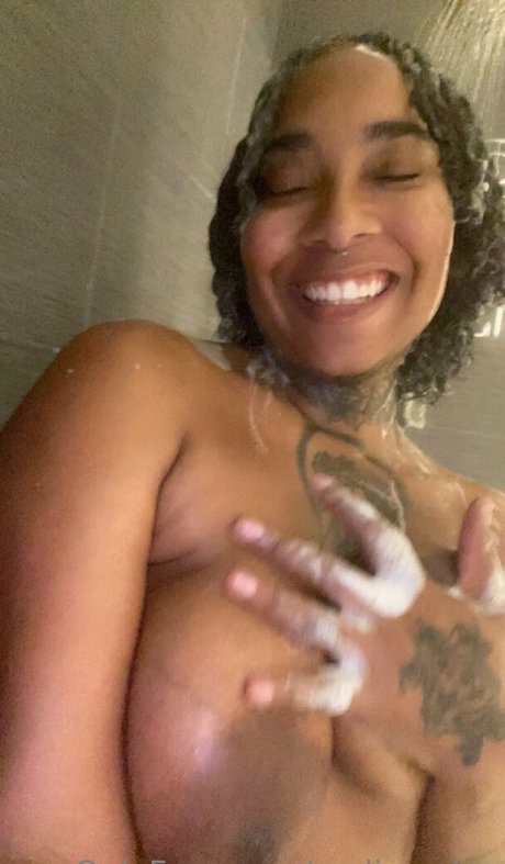 malicemiya nude onlyfans leaked