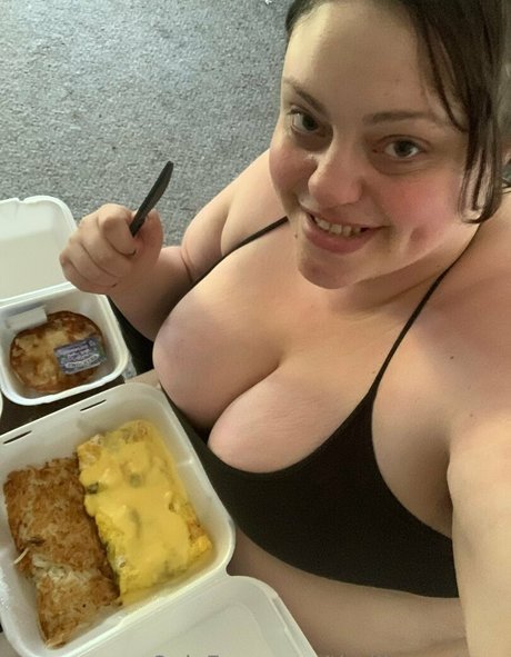 chubby small tits onlyfans beautiful pictures