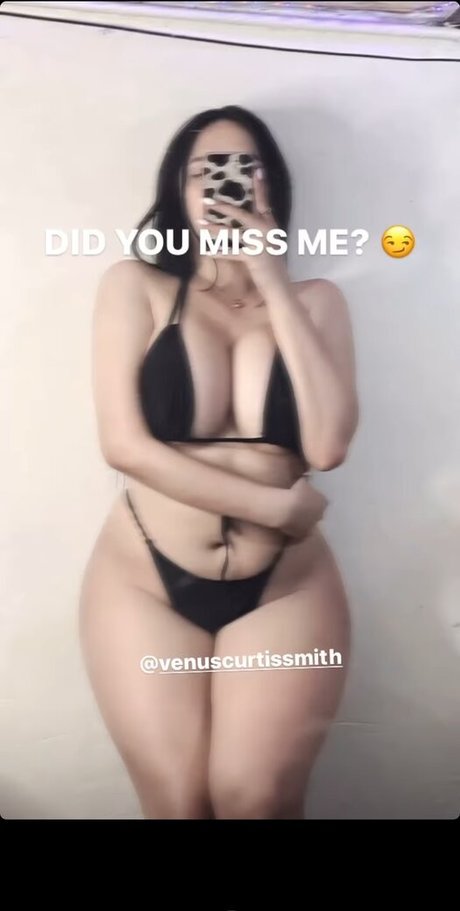 venuscurtissmith onlyfans porn leaks