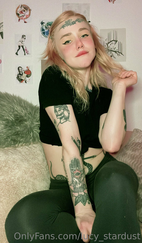 lucy stardust onlyfans leaked tits