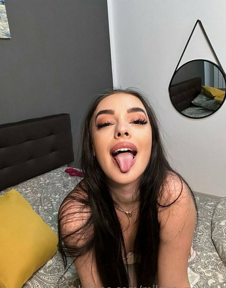 milana natural onlyfans porn nude