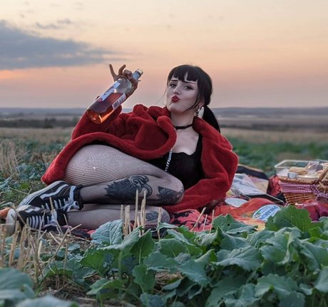 missdellavigne onlyfans free