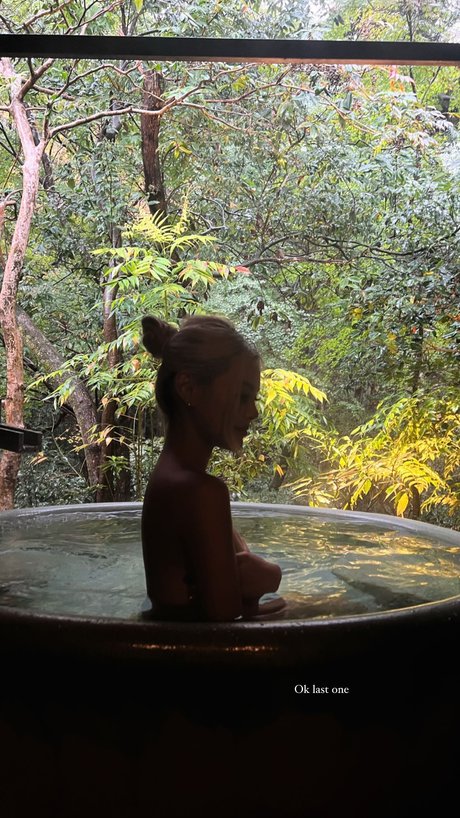 curvy blonde onlyfans sexy nudes images