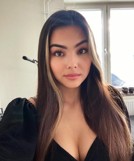 MichelleR onlyfans star