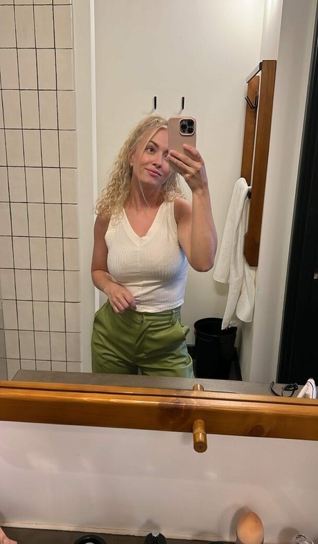 Mimi Lintrup onlyfans post