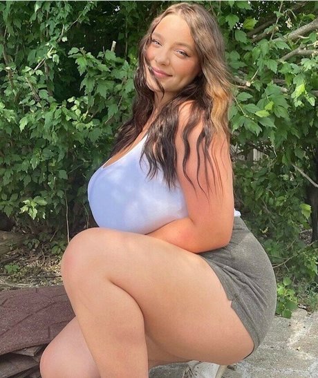 Myah Ramsey onlyfans photos