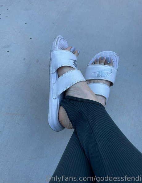 goddessfendi only fans pics