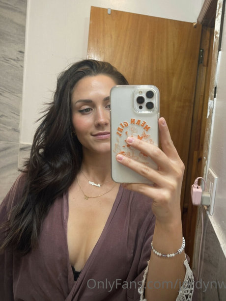 Jordyn Woodruff onlyfans naked leaked