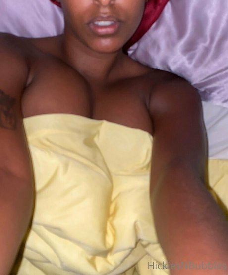 hickiesnbubbles sexy onlyfans