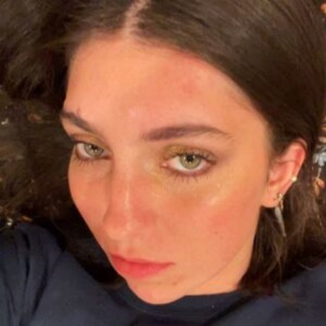 Kenna Lorene strip onlyfans