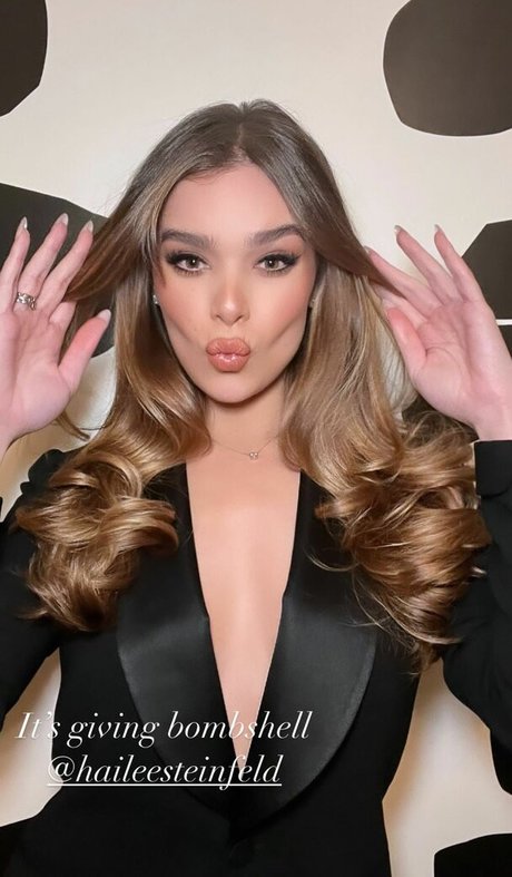 Hailee Steinfeld nude onlyfans