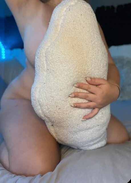 EmilyLittless sex onlyfans