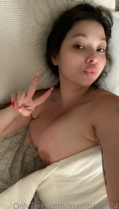 mambacita24 onlyfans nude photos