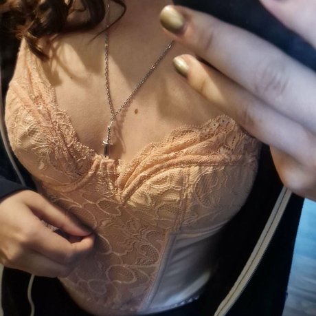 sleepy bunny leaked only fans