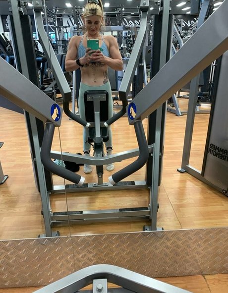 emily gracee onlyfans post