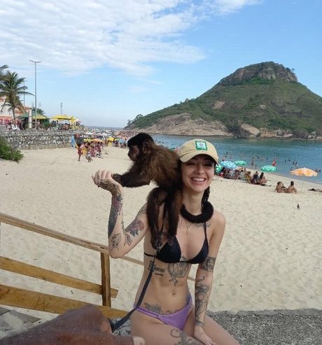 Leticia Caputi only fans