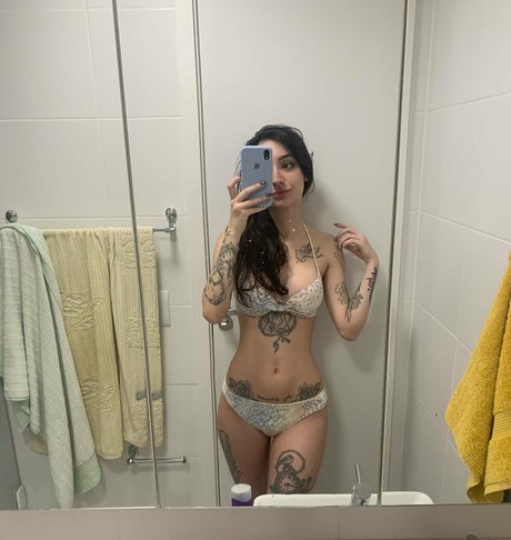 Leticia Caputi porn onlyfans leak