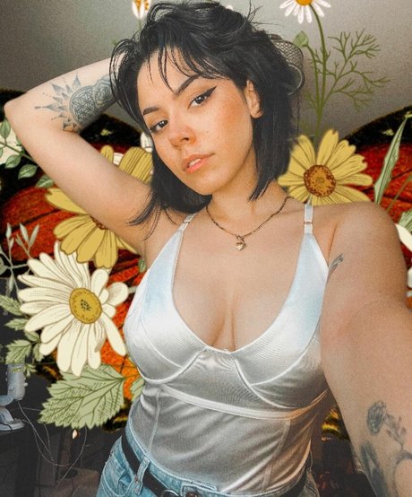 Luna Bloom onlyfans nude leak