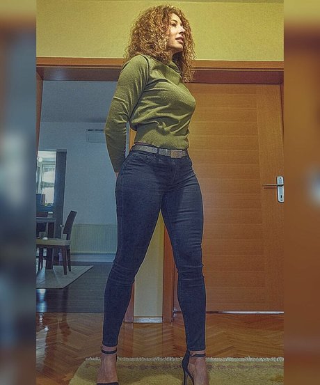 Mrs G Comics nude onlyfans pics