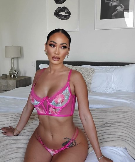 msangieang onlyfans naked leaks