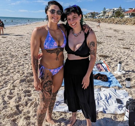 Rhea Ripley leaks only fans