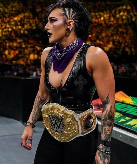 Rhea Ripley onlyfans pics nude