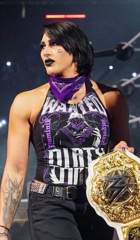 Rhea Ripley Profile pic