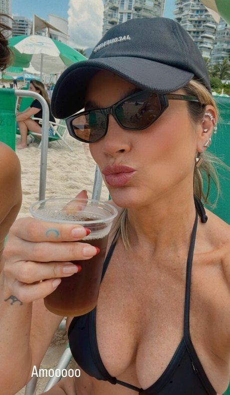 Flavia Alessandra onlyfans porn