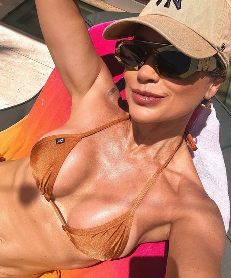 Flavia Alessandra nude only fans leaks