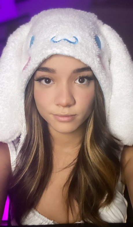 Cinnabrit naked only fans