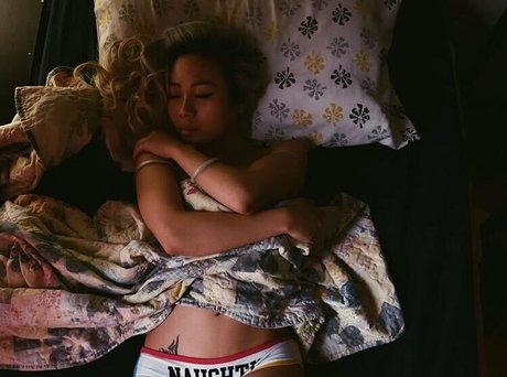 Charliedrizzle onlyfans strip tease