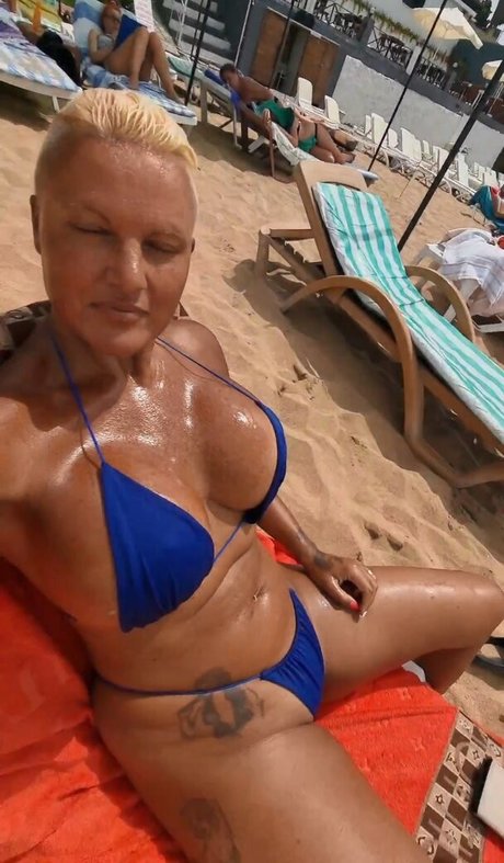 Carro Oberg onlyfans porn leak