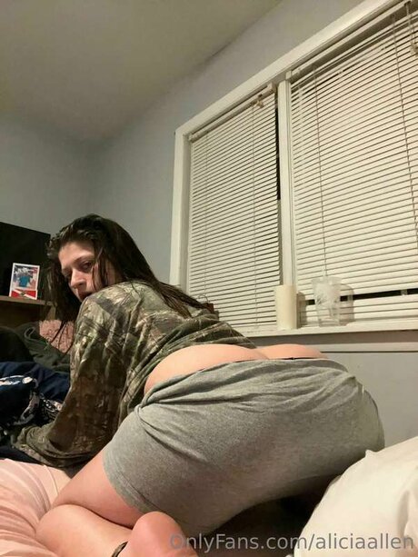 Aliciaallen onlyfans nude pictures