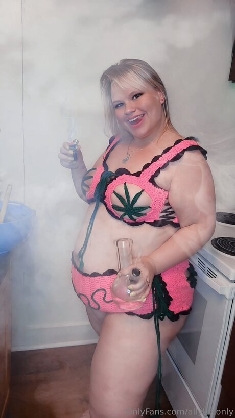 Allykatonly onlyfans nude content