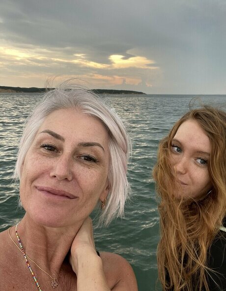 Mother Daughter leaked only fans porn