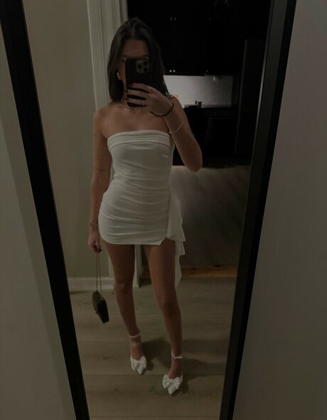 Sara Fillipa onlyfans naked leak