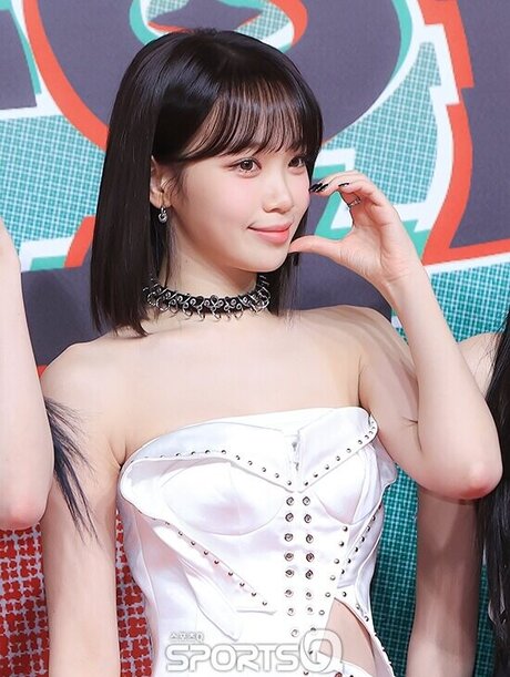 Kim Chaewon onlyfans naked