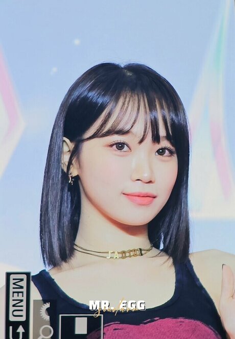 Kim Chaewon leaked naked onlyfans