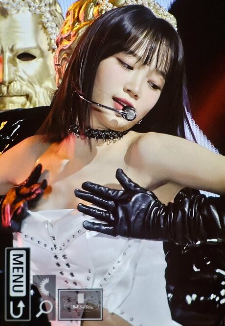 Kim Chaewon onlyfans creator